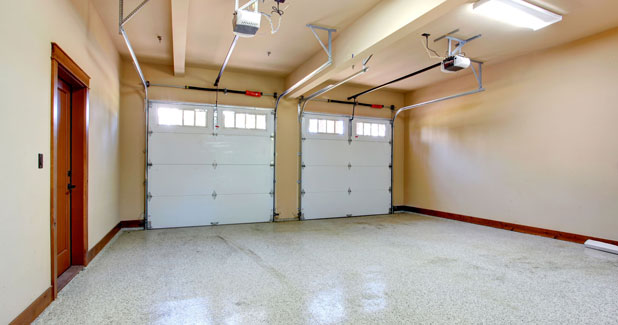 Garage door repair service Centreville